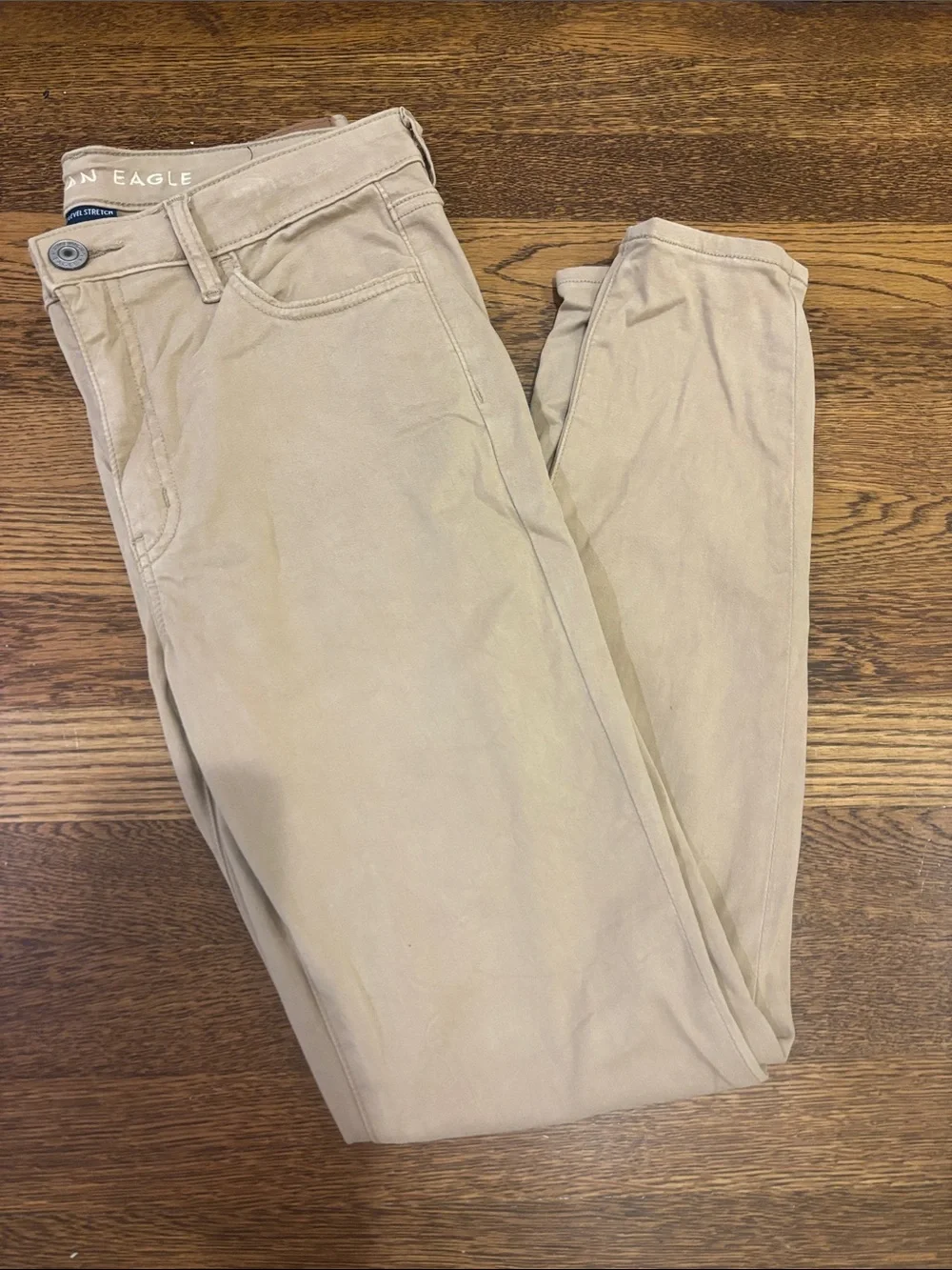 American Eagle Classic High-Waisted Jegging